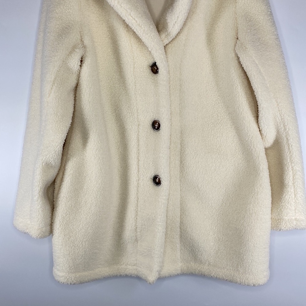 Masseys Cream Button Up Sherpa Jacket Size Small - image 3